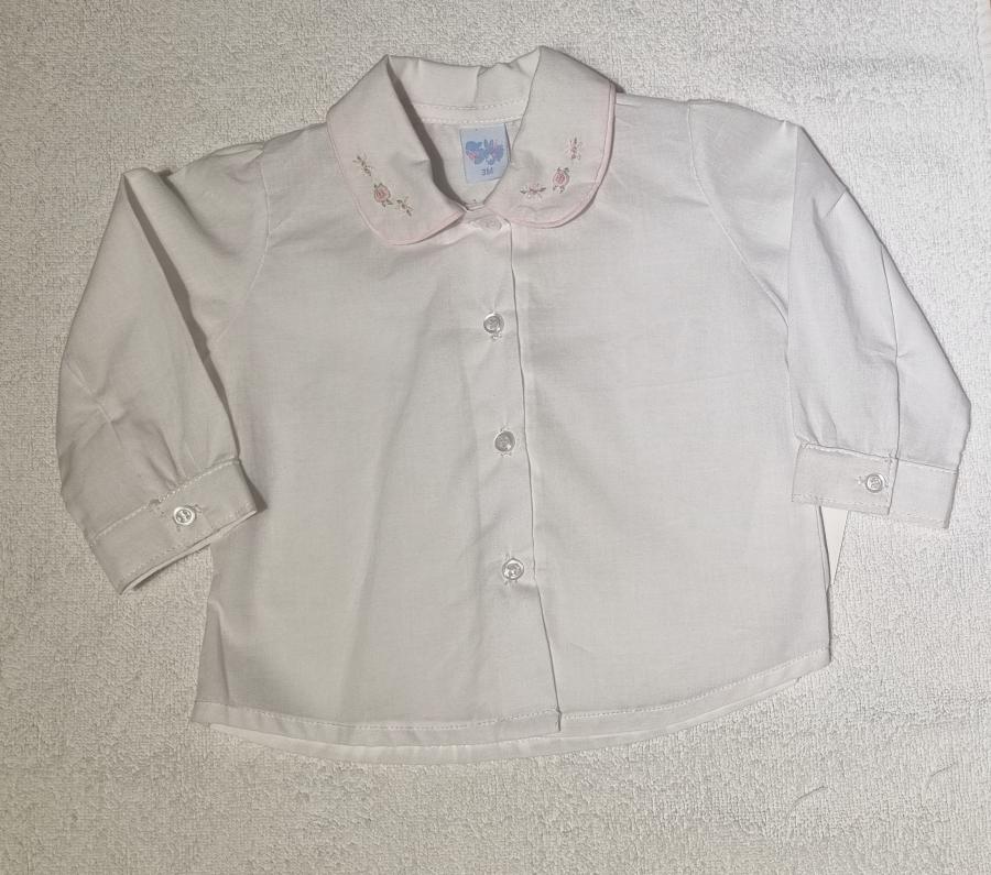 Blusa de voile con cuello bordado a mano